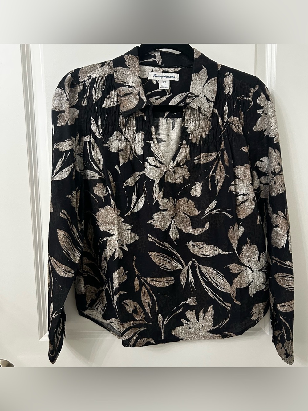 NWOT Tommy Bahama Black Blouse with Floral Print Small